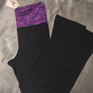 Maternity yoga pants